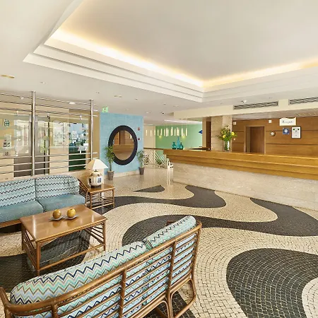 Oceanus Aparthotel