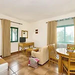 Oceanus شقة فندقية 4*