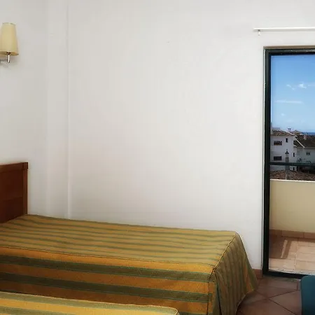 Oceanus Lejlighedshotel 4*